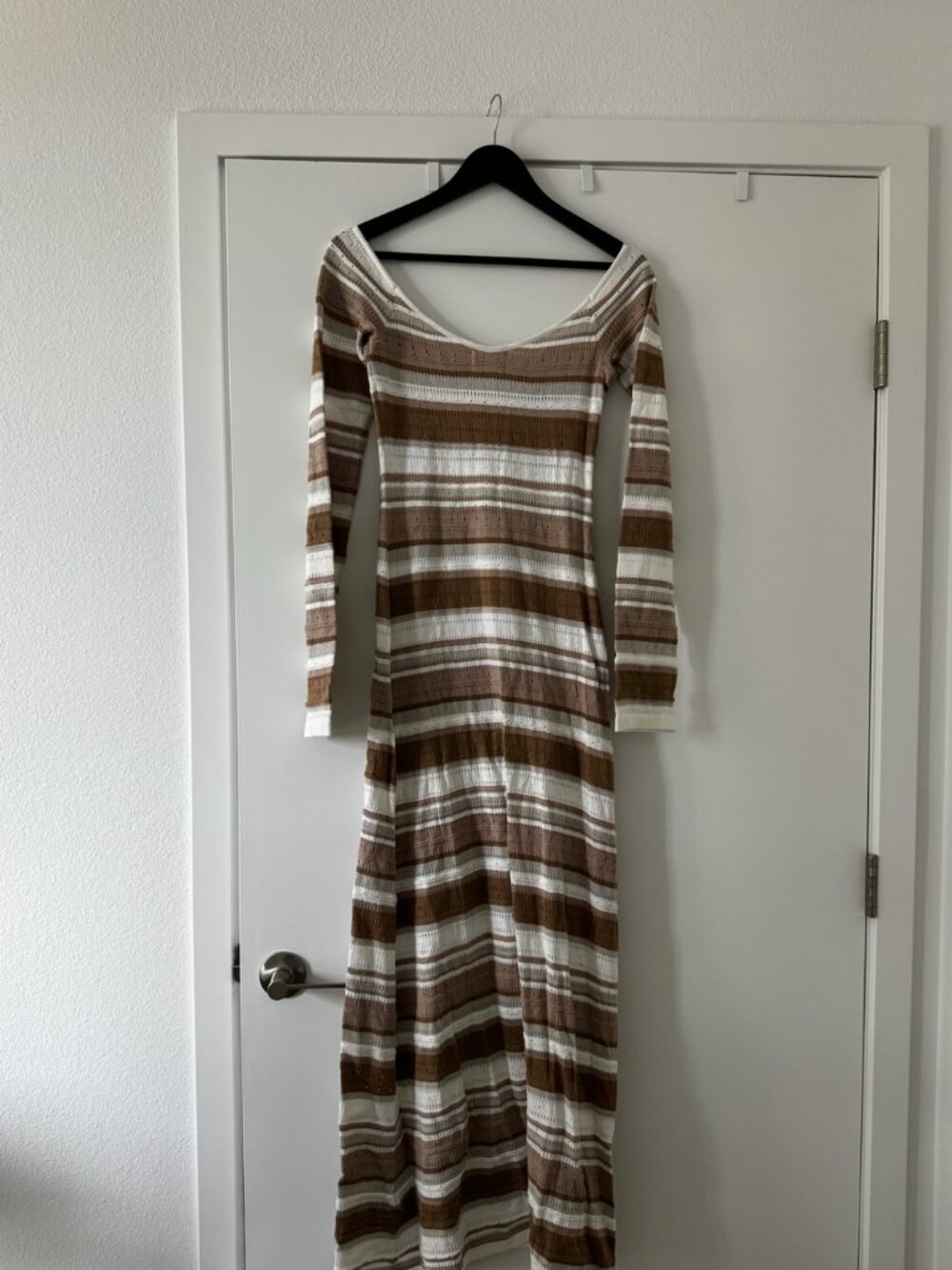Sabo Brown and White Stripe Knit Long Sleeve Maxi Dress NWT - Small - Picture 6 of 8